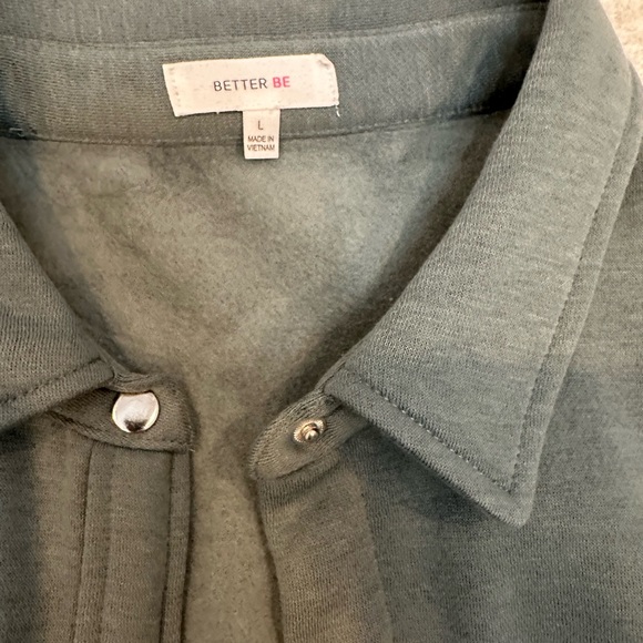 Green Shacket with matching joggers two piece set - Picture 3 of 3